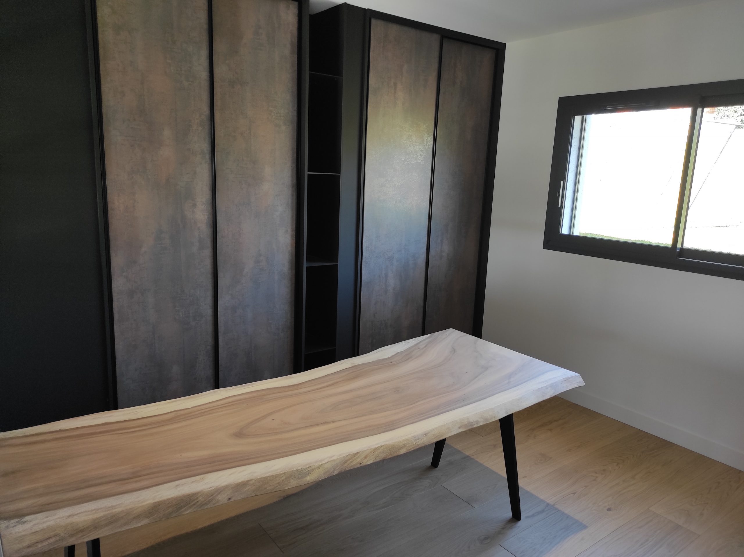 Bureau en suar sur-mesure