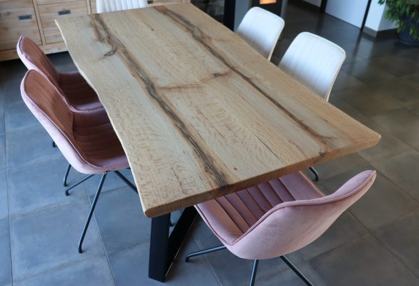 Table design en bois massif