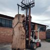 Des tables sur mesure en bois massif