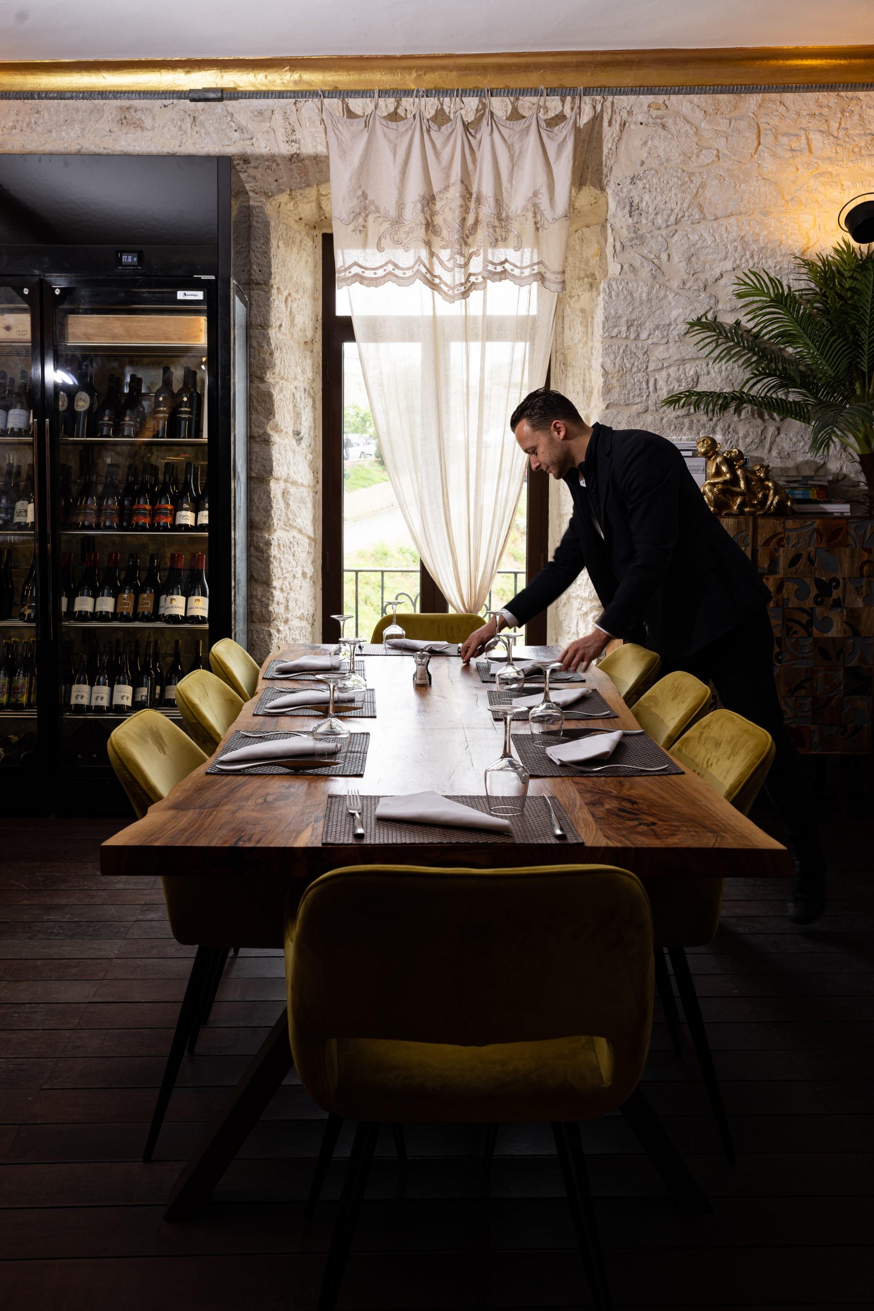 Table sur mesure AJACCIO en olivier massif