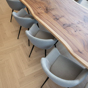 Table orme massif sur mesure ZURICH, pieds métal noir, livraison partout même en Suisse.